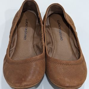 Lucky Brand Emmie Flat